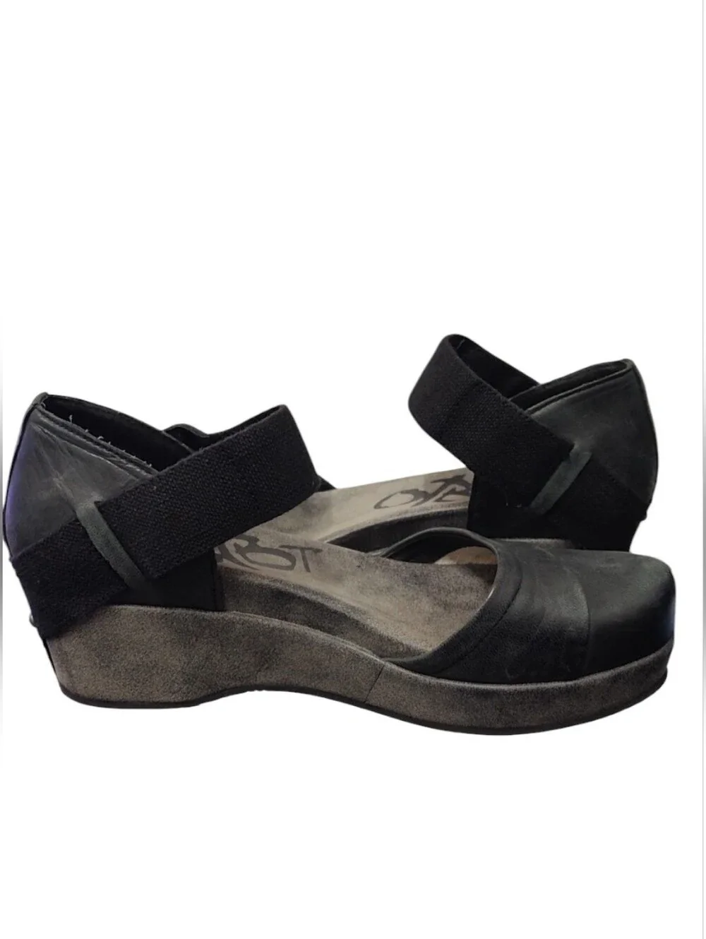OTBT Wander Out Black Leather Comfort Wedge Shoes Size 10